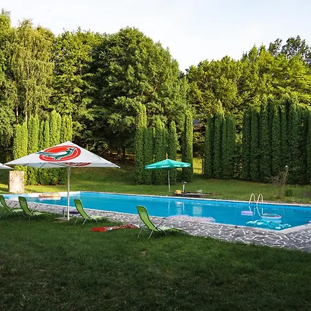 Na Farme Cerovo Aparthotel Radzovce (Lucenec)