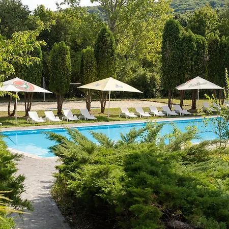 Na Farme Cerovo 3* Radzovce (Lucenec)
